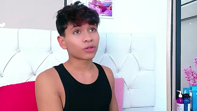 Ethan Westt online show from March 19, 8:42 pm