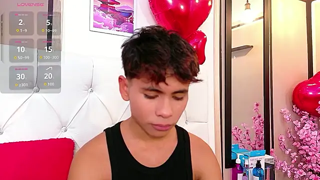 Ethan Westt online show from March 5, 8:38 pm