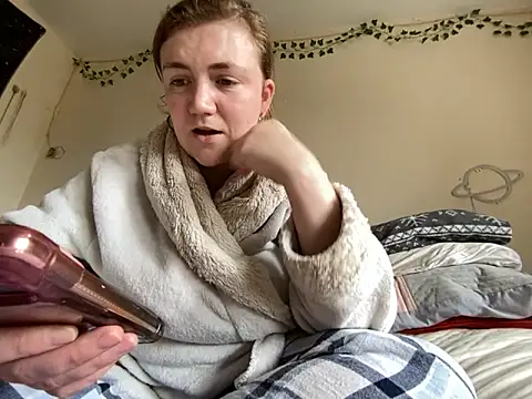 ShereeJenkins online show from March 21, 2:07 pm