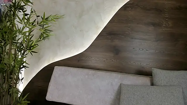 mia lacy  online show from November 9, 4:55 pm