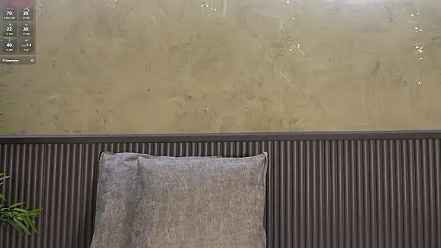 mia lacy  online show from February 10, 2:43 am