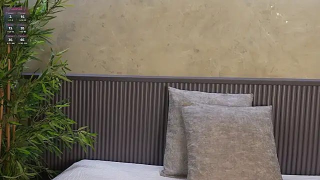 mia lacy  online show from February 26, 4:23 am