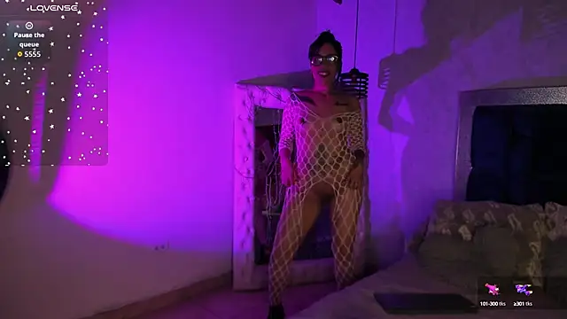 Danna williamss online show from October 11, 12:50 pm