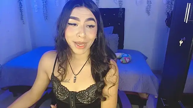 Snapshot of Lyaa_Cute chatting on February 14, 12:55 am Lyaa Cute online show from February 14, 12:55 am