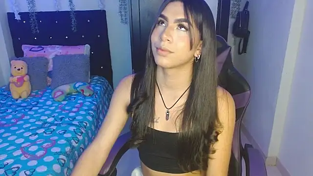 Snapshot of Lyaa_Cute chatting on February 5, 4:08 am Lyaa Cute online show from February 5, 4:08 am