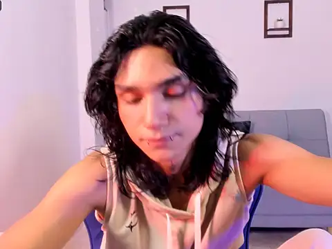 leoaddams22 online show from January 13, 2:54 pm