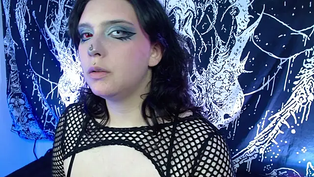 mikaskullcs online show from April 10, 4:41 am