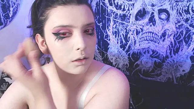 mikaskullcs online show from March 21, 10:13 pm