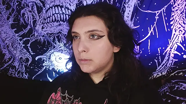 mikaskullcs online show from October 7, 4:46 am