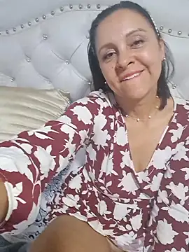 Amadamilf1980 online show from November 16, 1:10 am