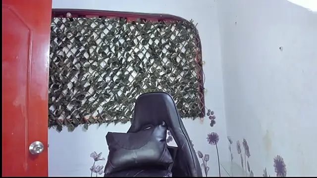 Sarahbrowm  online show from September 25, 5:52 pm