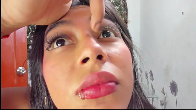 Sarahbrowm  online show from September 28, 7:54 pm