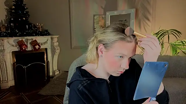 Jes Solar online show from December 19, 10:12 pm