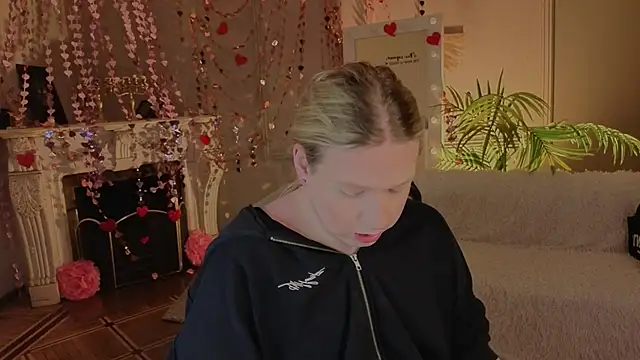 Jes Solar online show from February 19, 10:29 pm