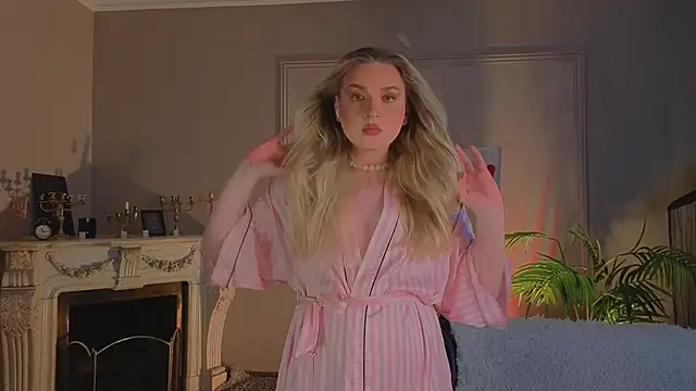 Jes Solar online show from April 17, 9:06 pm