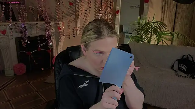 Jes Solar online show from February 25, 10:42 pm