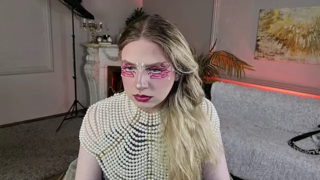 Snapshot of Jes_Solar chatting on June 19, 8:58 pm Jes Solar online show from June 19, 8:58 pm
