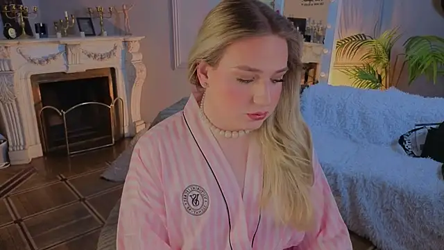 Jes Solar online show from April 2, 10:38 pm