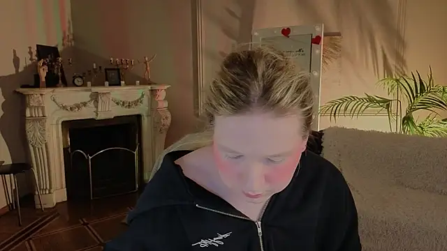 Jes Solar online show from March 6, 10:05 pm