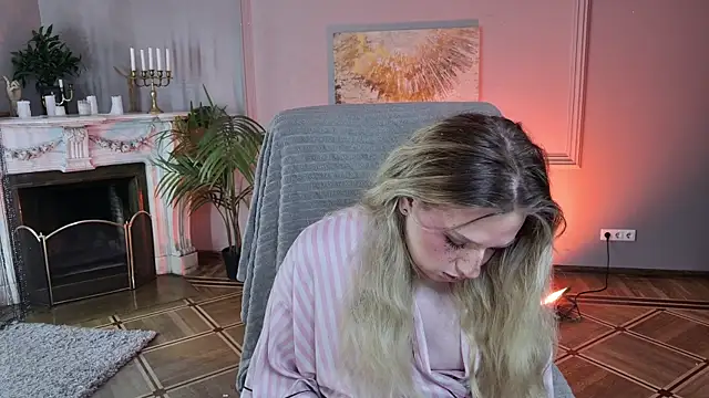 Snapshot of Jes_Solar chatting on June 29, 8:41 pm Jes Solar online show from June 29, 8:41 pm