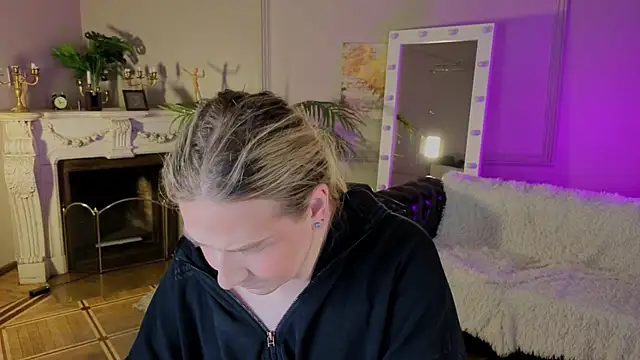 Jes Solar online show from November 6, 10:03 pm