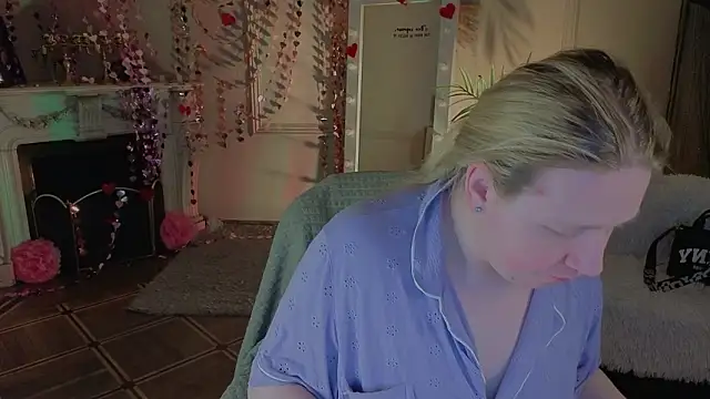 Jes Solar online show from March 2, 10:17 pm