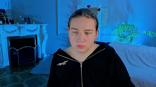 Jes Solar online show from April 1, 8:39 pm