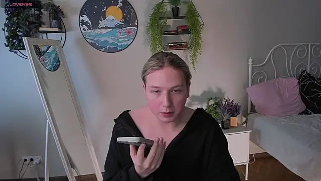 Jes Solar online show from October 14, 2:28 pm