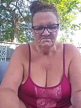 MissQueenBeex online show from July 10, 7:19 am