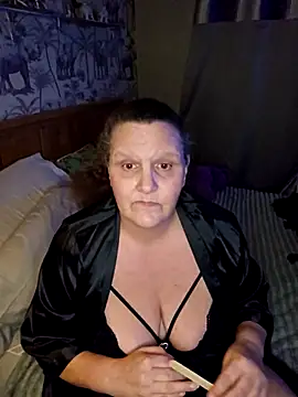 MissQueenBeex online show from February 22, 7:48 pm