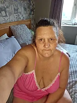 MissQueenBeex online show from January 8, 2:01 pm