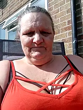 MissQueenBeex online show from April 10, 10:33 am