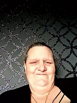 MissQueenBeex online show from March 20, 12:06 pm