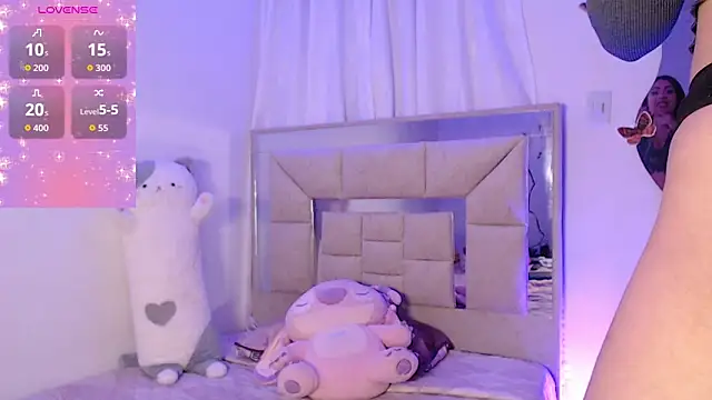 AlitaAnisee online show from February 6, 12:39 am