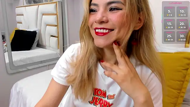 NalaRosse online show from February 4, 3:01 am