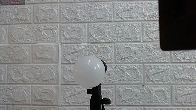 nei girl online show from March 13, 11:59 am