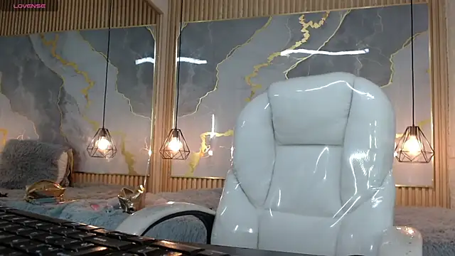 nei girl online show from March 21, 11:47 am