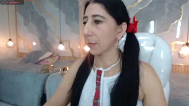 nei girl online show from March 9, 11:58 am