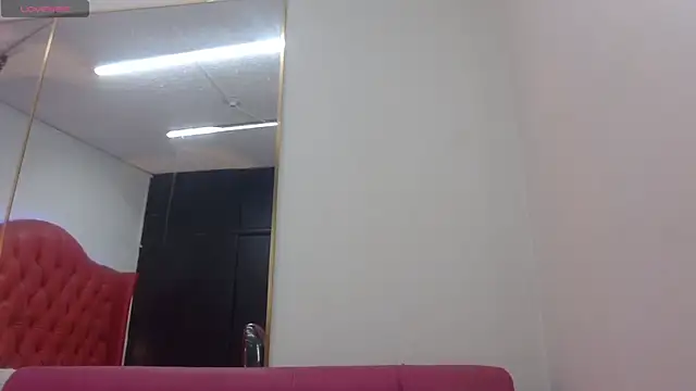 nei girl online show from April 8, 11:55 am