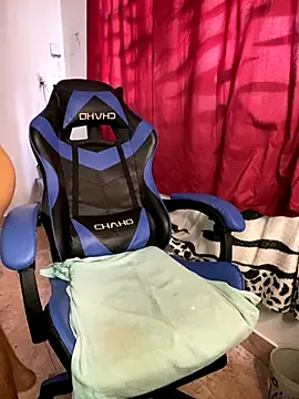 Snapshot of taimara_1 chatting on November 21, 4:39 pm taimara 1 online show from November 21, 4:39 pm