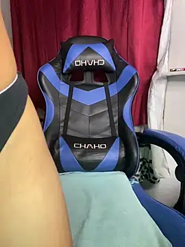 Snapshot of taimara_1 chatting on November 20, 10:42 pm taimara 1 online show from November 20, 10:42 pm