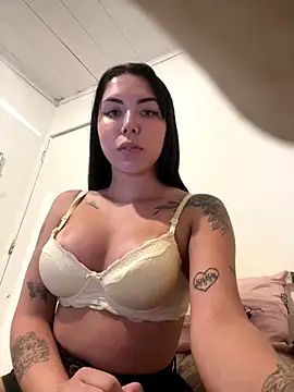 Snapshot of melanysophie chatting on November 13, 6:45 pm melanysophie online show from November 13, 6:45 pm