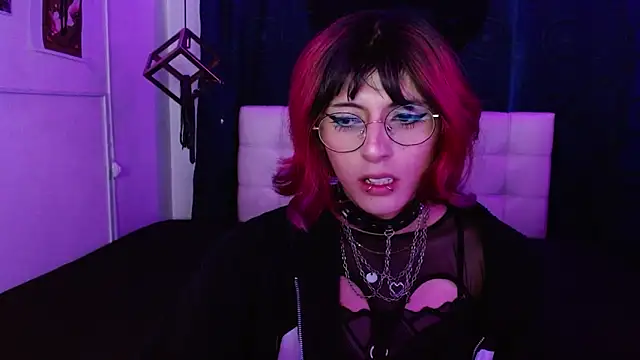 goth minerva online show from October 18, 1:24 pm