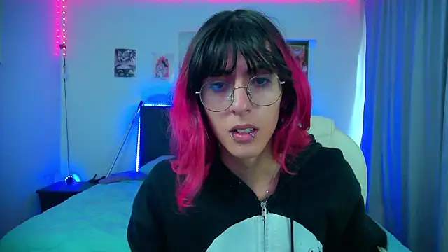 goth minerva online show from February 23, 1:33 pm