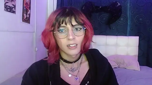 goth minerva online show from October 24, 1:43 pm