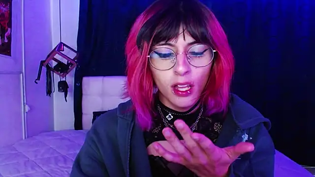 goth minerva online show from November 3, 1:15 pm