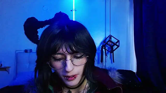 goth minerva online show from September 18, 1:47 pm