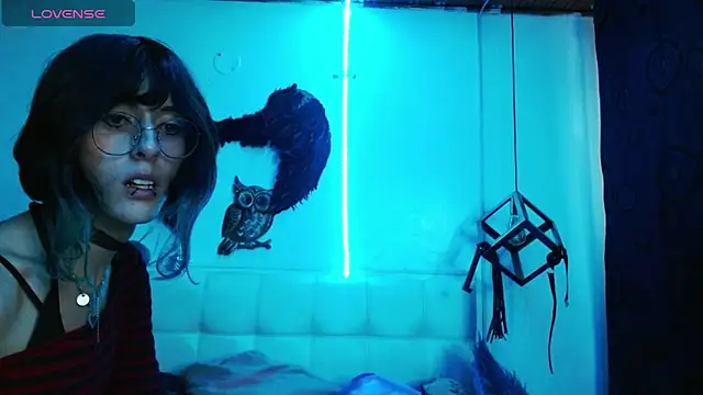 goth minerva online show from September 9, 1:42 pm