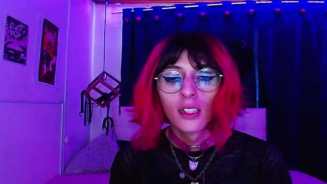 goth minerva online show from November 14, 1:26 pm