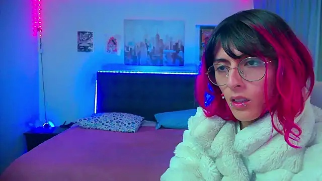 goth minerva online show from February 17, 1:52 pm